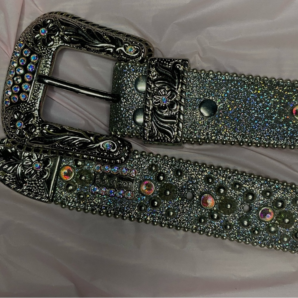 B.B. Simon Trojan belt